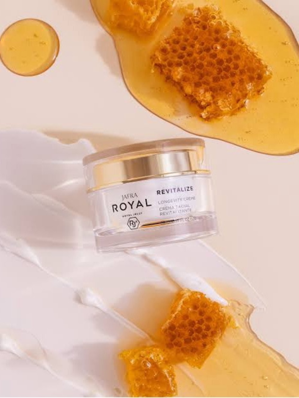 JAFRA Royal Royal Jelly Revitalize Longevity Crème – 50 ml / 1.7 oz